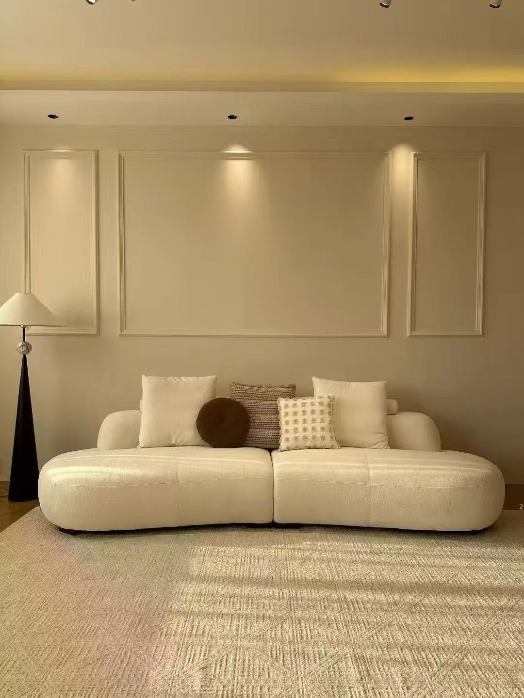 Modern Sofa thumbnail 2