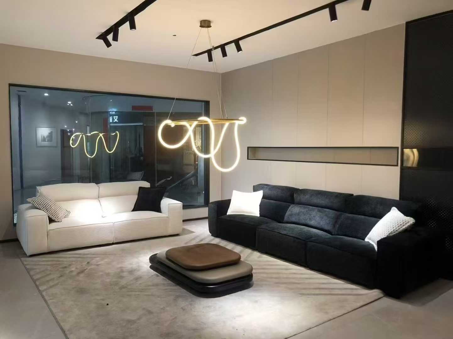Luxe Comfy Sofas