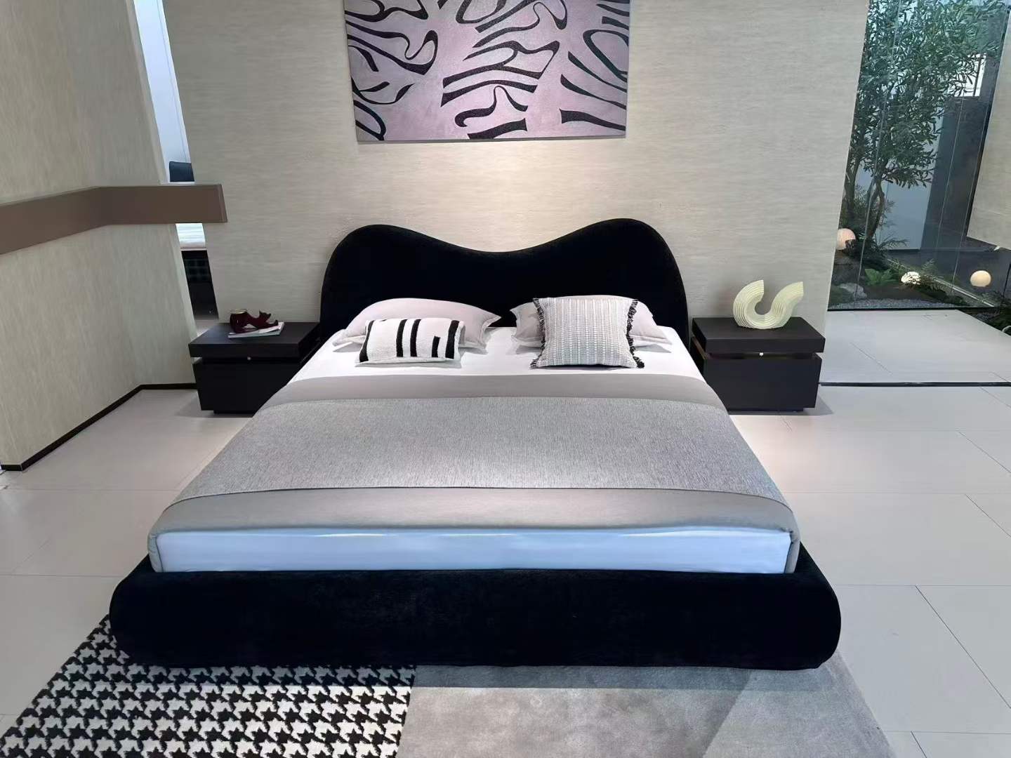 Luxe Bed